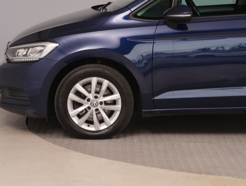Volkswagen Touran, 2016