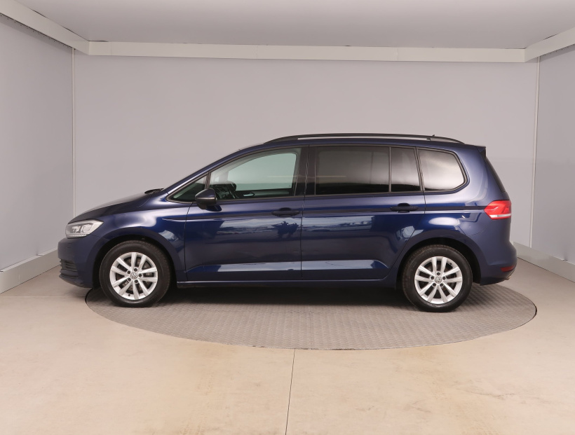 Volkswagen Touran, 2016