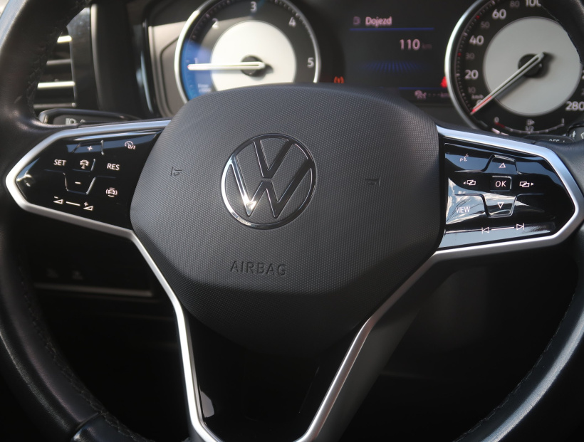 Volkswagen Touareg, 2021
