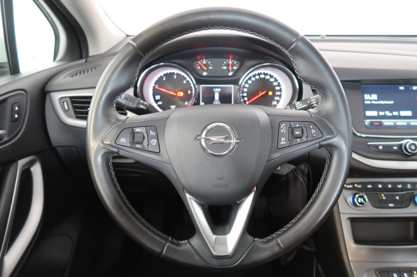 Opel Astra, 2018