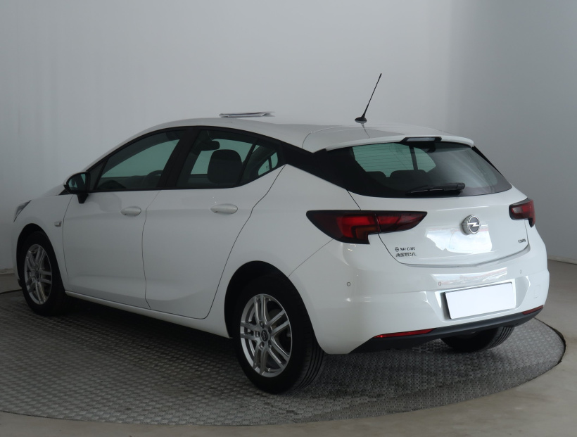 Opel Astra, 2018