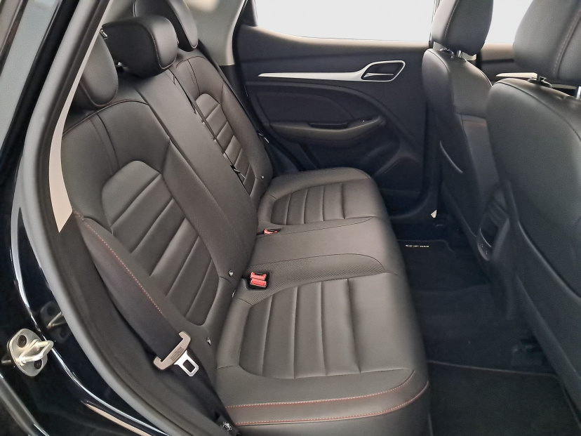 MG ZS SUV, 2023