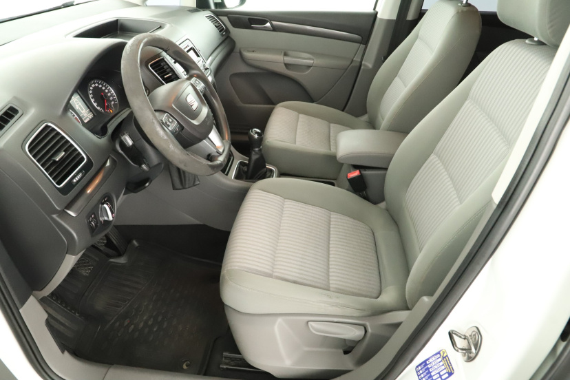 Seat Alhambra, 2013
