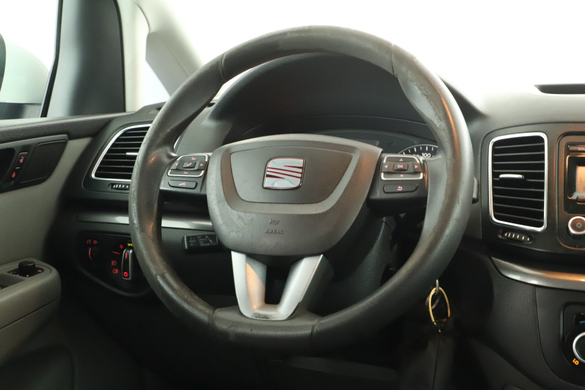 Seat Alhambra, 2013