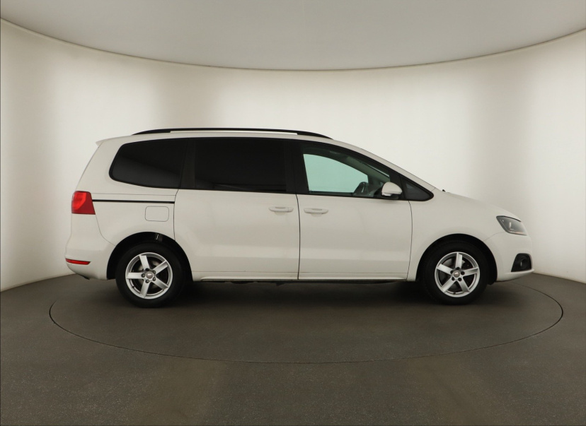 Seat Alhambra, 2013