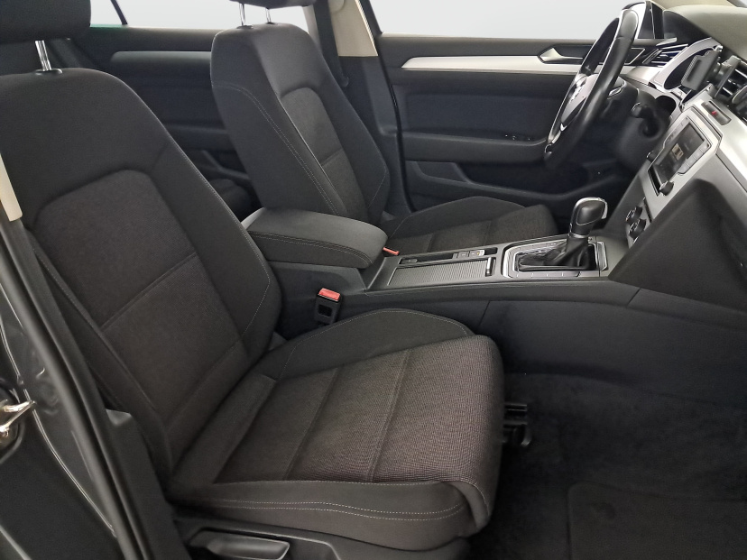 Volkswagen Passat, 2015