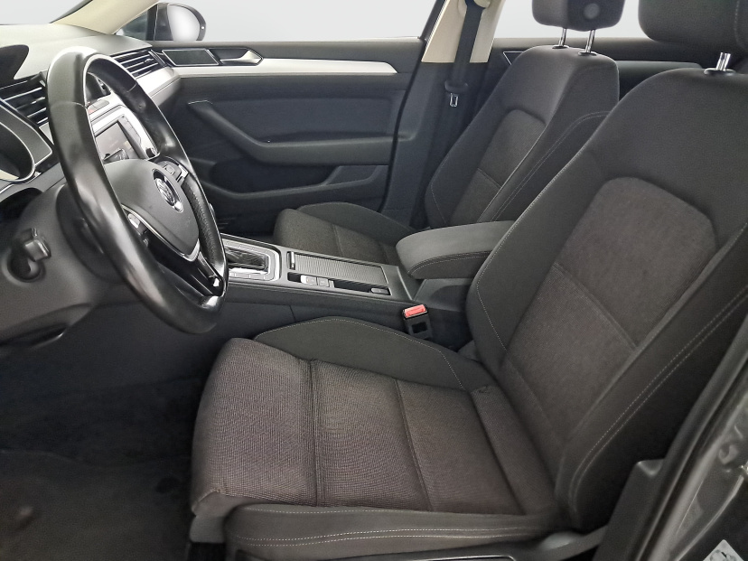 Volkswagen Passat, 2015