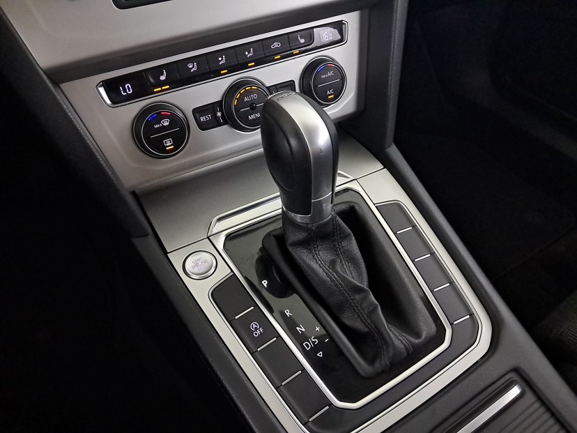 Volkswagen Passat, 2015
