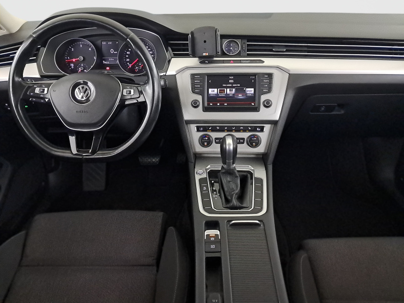 Volkswagen Passat, 2015