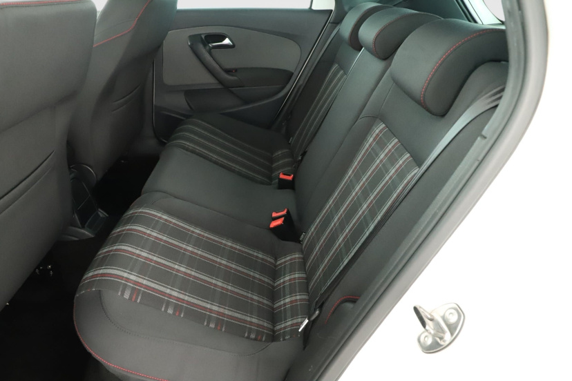 Volkswagen Polo, 2011