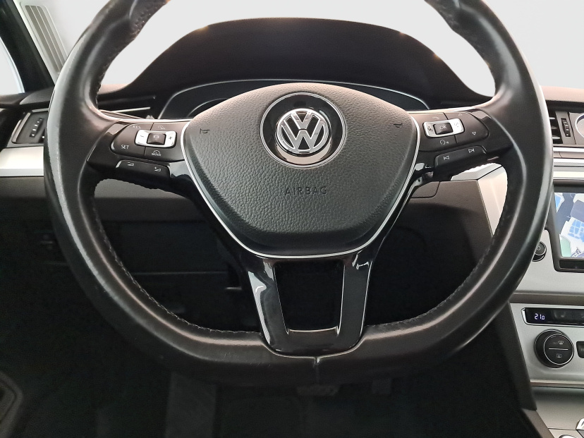 Volkswagen Passat, 2015