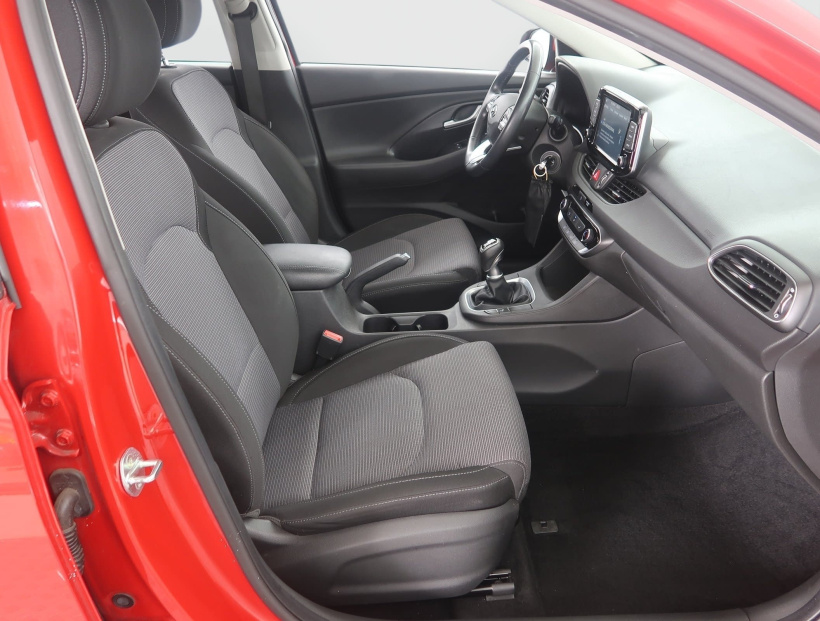 Hyundai i30, 2021
