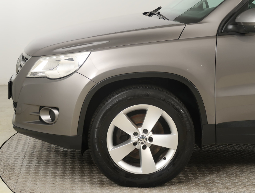 Volkswagen Tiguan, 2010