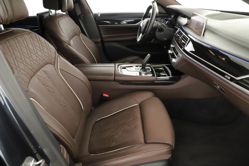 BMW 7, 2019