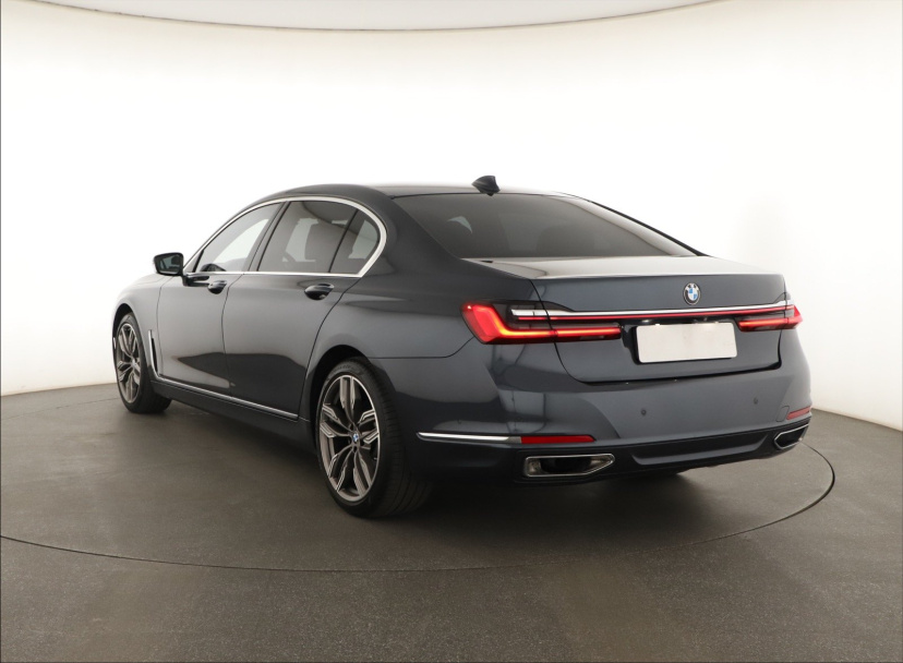 BMW 7, 2019