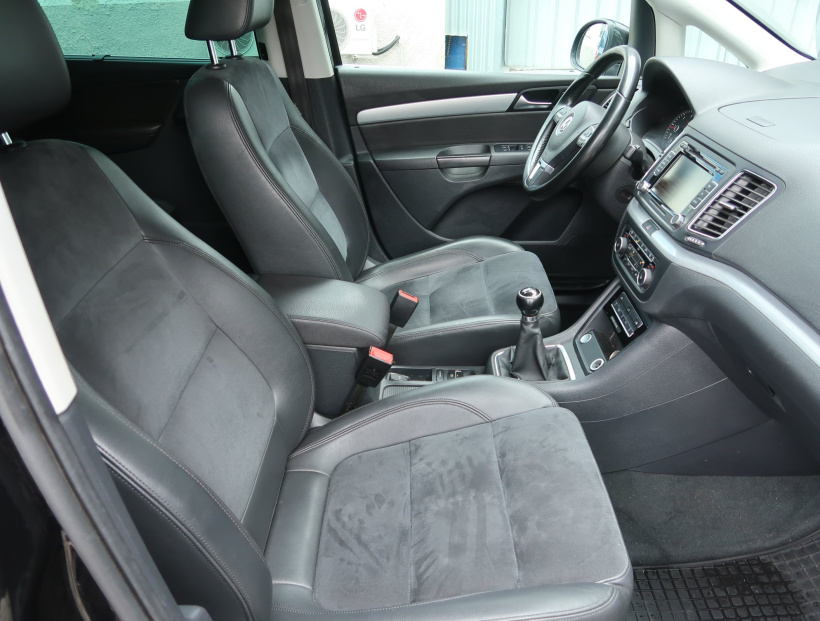 Volkswagen Sharan, 2012