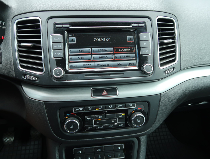 Volkswagen Sharan, 2012
