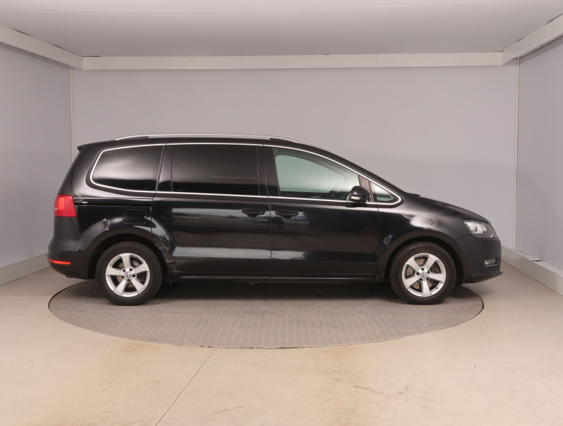 Volkswagen Sharan, 2012