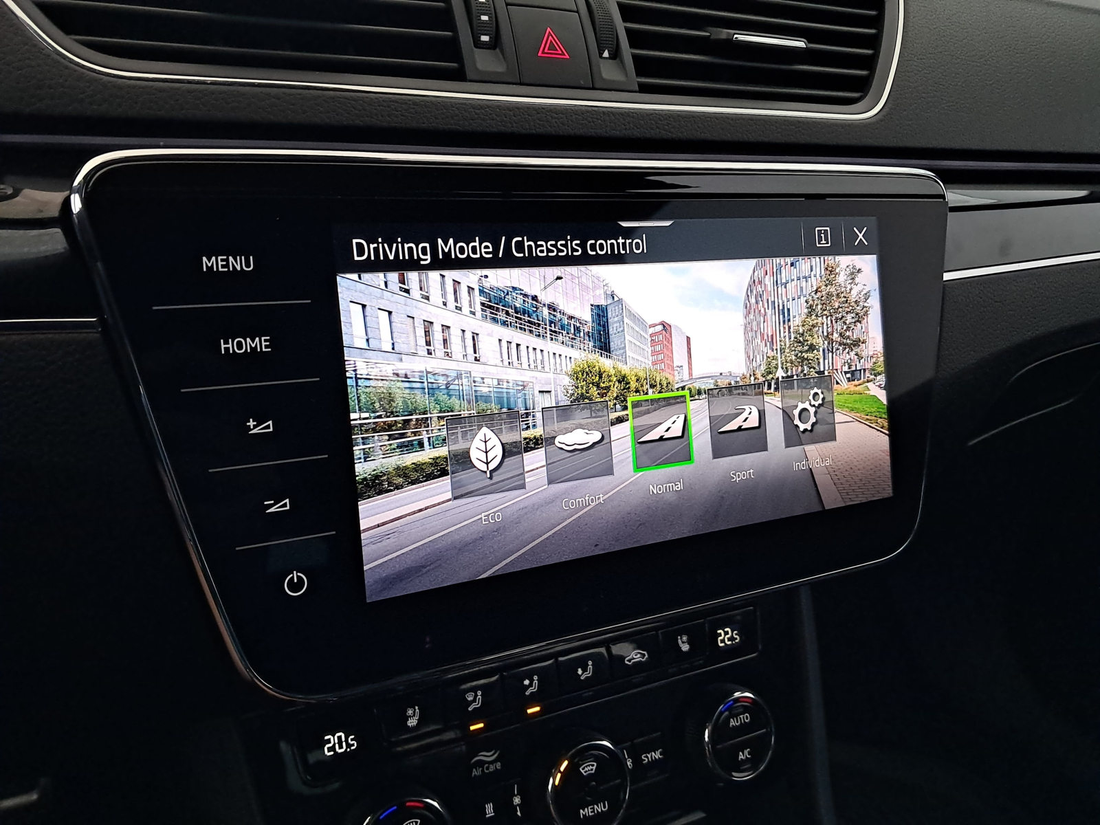 Škoda Superb - 2023