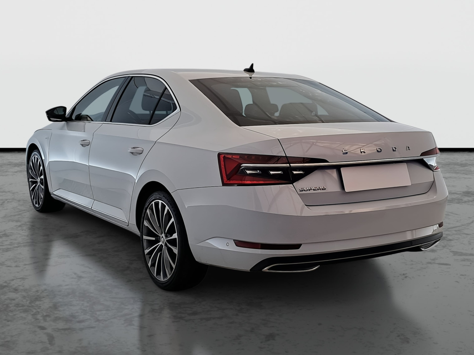 Škoda Superb - 2023