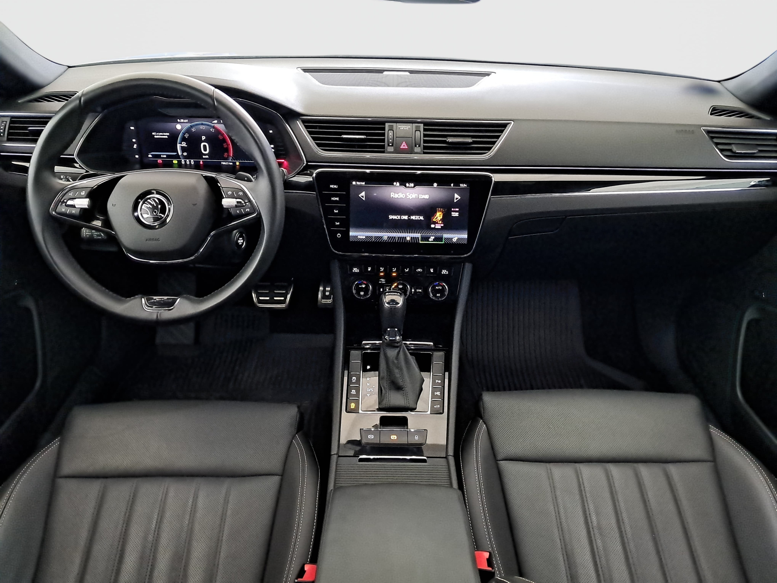 Škoda Superb - 2023