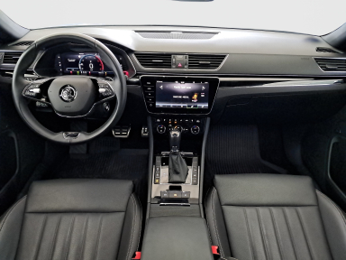Škoda Superb - 2023