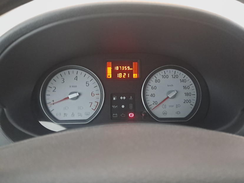 Dacia Sandero, 2011