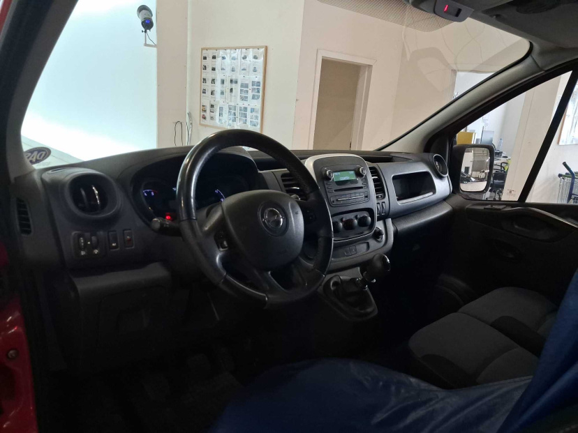 Opel Vivaro, 2015