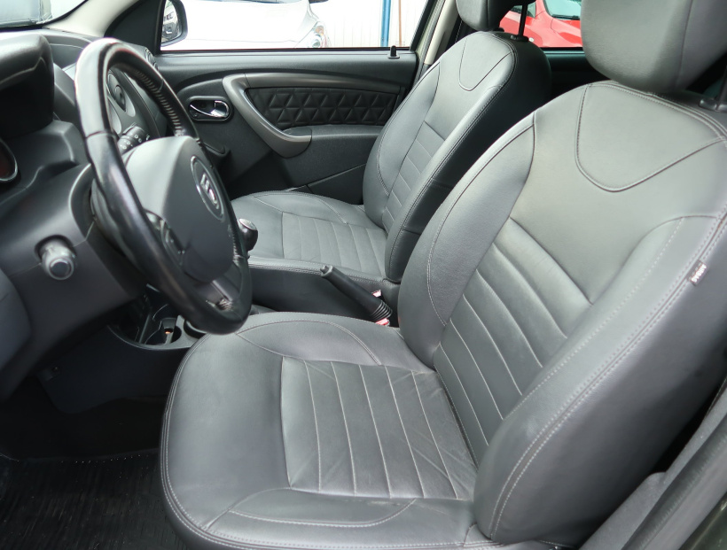 Dacia Duster, 2014