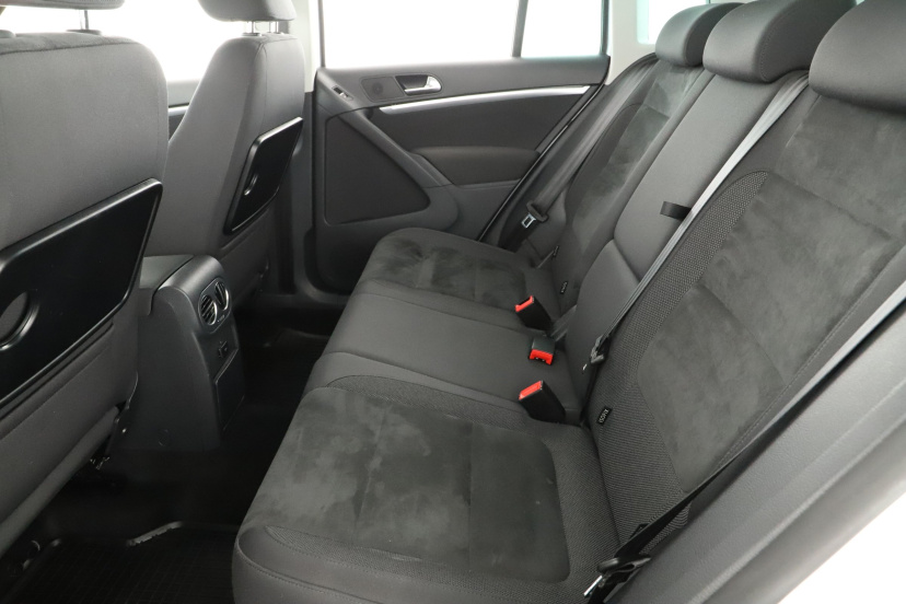 Volkswagen Tiguan, 2012