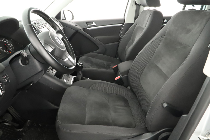 Volkswagen Tiguan, 2012