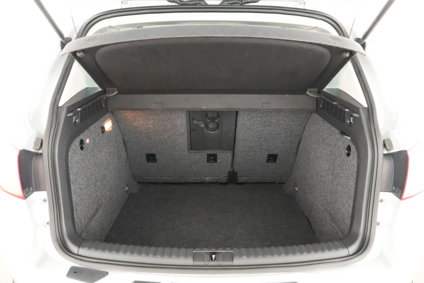 Volkswagen Tiguan, 2012