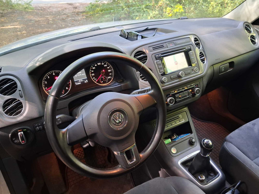 Volkswagen Tiguan, 2012