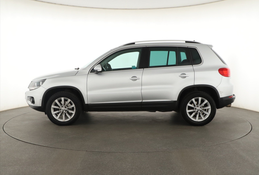 Volkswagen Tiguan, 2012