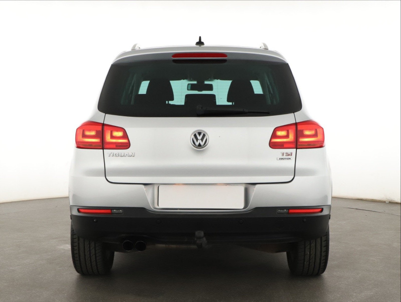 Volkswagen Tiguan, 2012