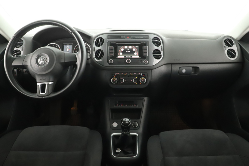 Volkswagen Tiguan, 2012