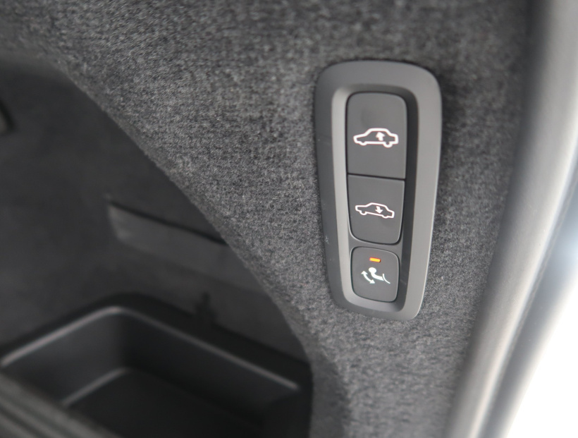 Volvo XC90, 2019