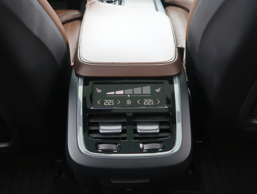 Volvo XC90, 2019
