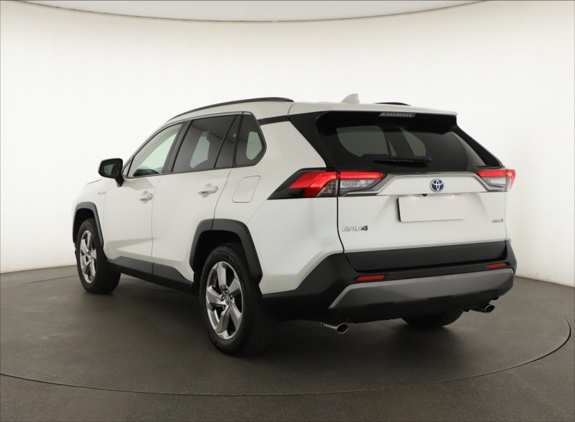 Toyota RAV 4, 2021