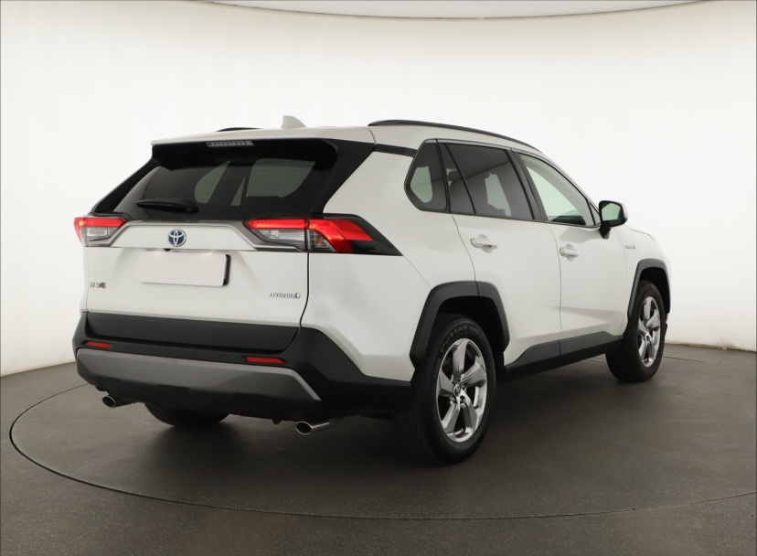Toyota RAV 4, 2021