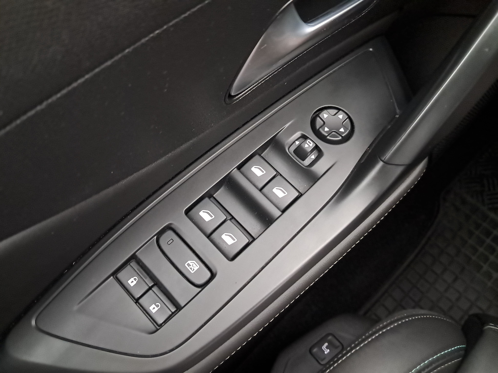 Peugeot 408 - 2024