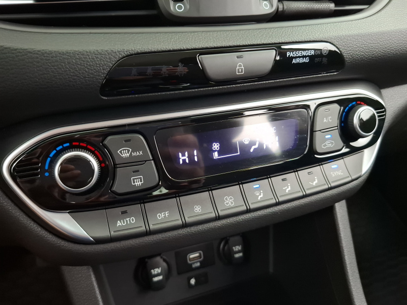 Hyundai i30, 2023