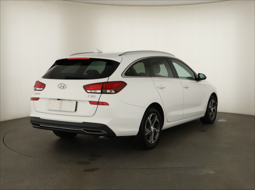 Hyundai i30, 2023