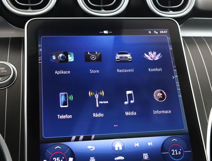Mercedes-Benz C, 2022
