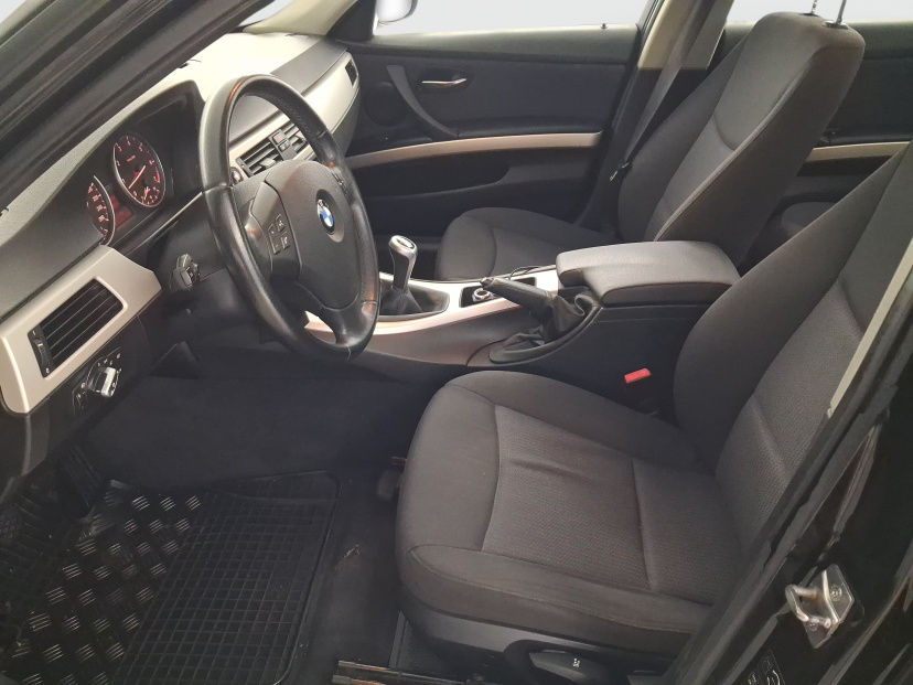 BMW 3, 2010