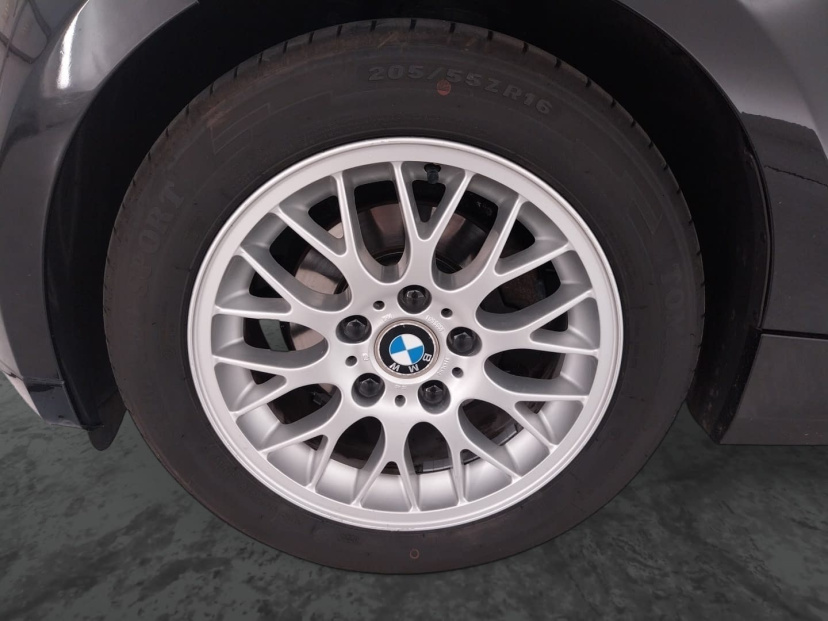 BMW 1, 2009