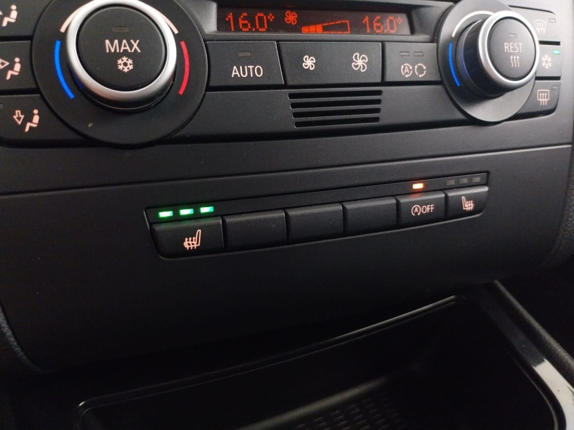 BMW 1, 2009