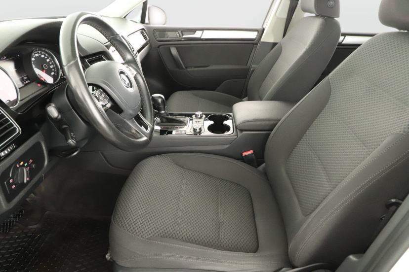 Volkswagen Touareg, 2014