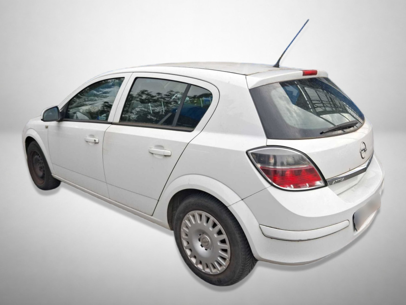 Opel Astra, 2013