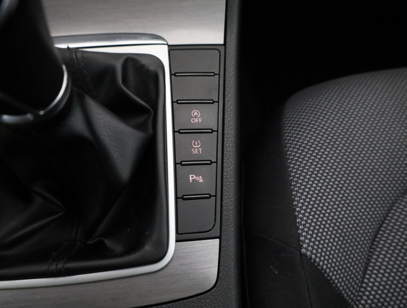 Volkswagen Passat, 2011